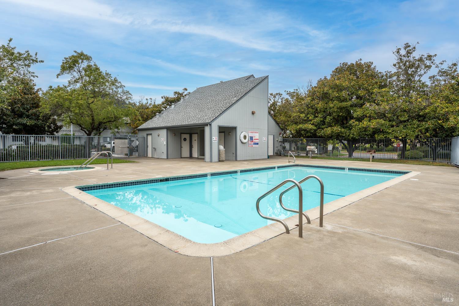 117 Elbridge Avenue Cloverdale CA 95425