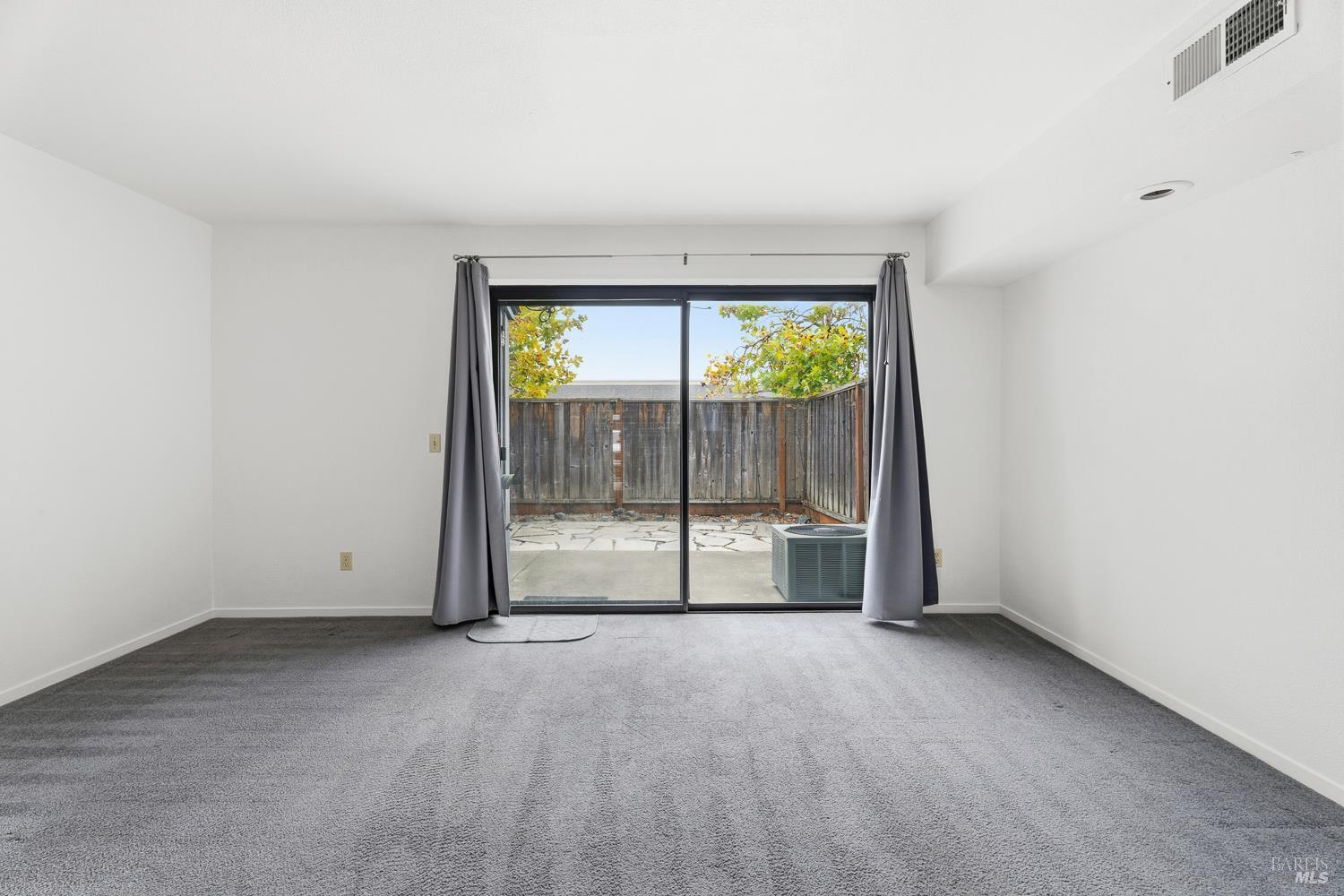 117 Elbridge Avenue Cloverdale CA 95425