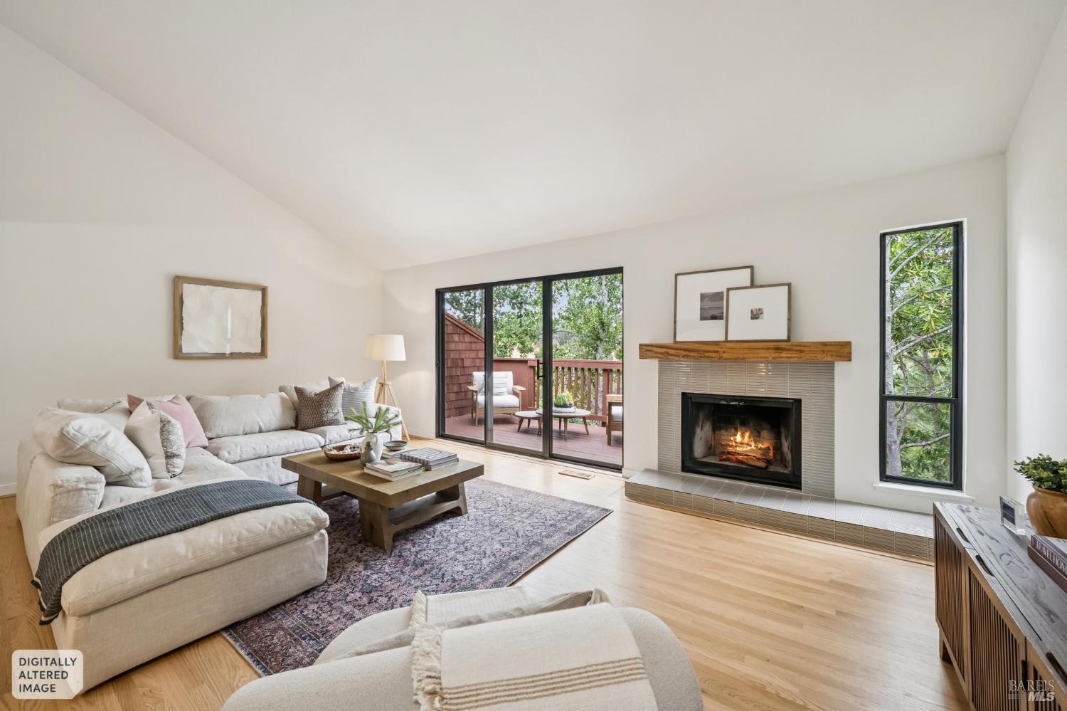 1104 Susan Way Novato CA 94947