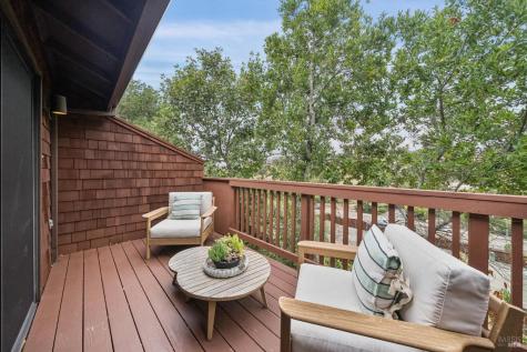 1104 Susan Way Novato CA 94947