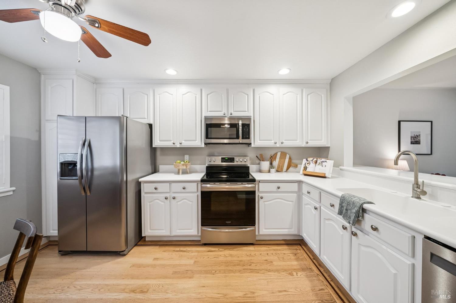 1104 Susan Way Novato CA 94947