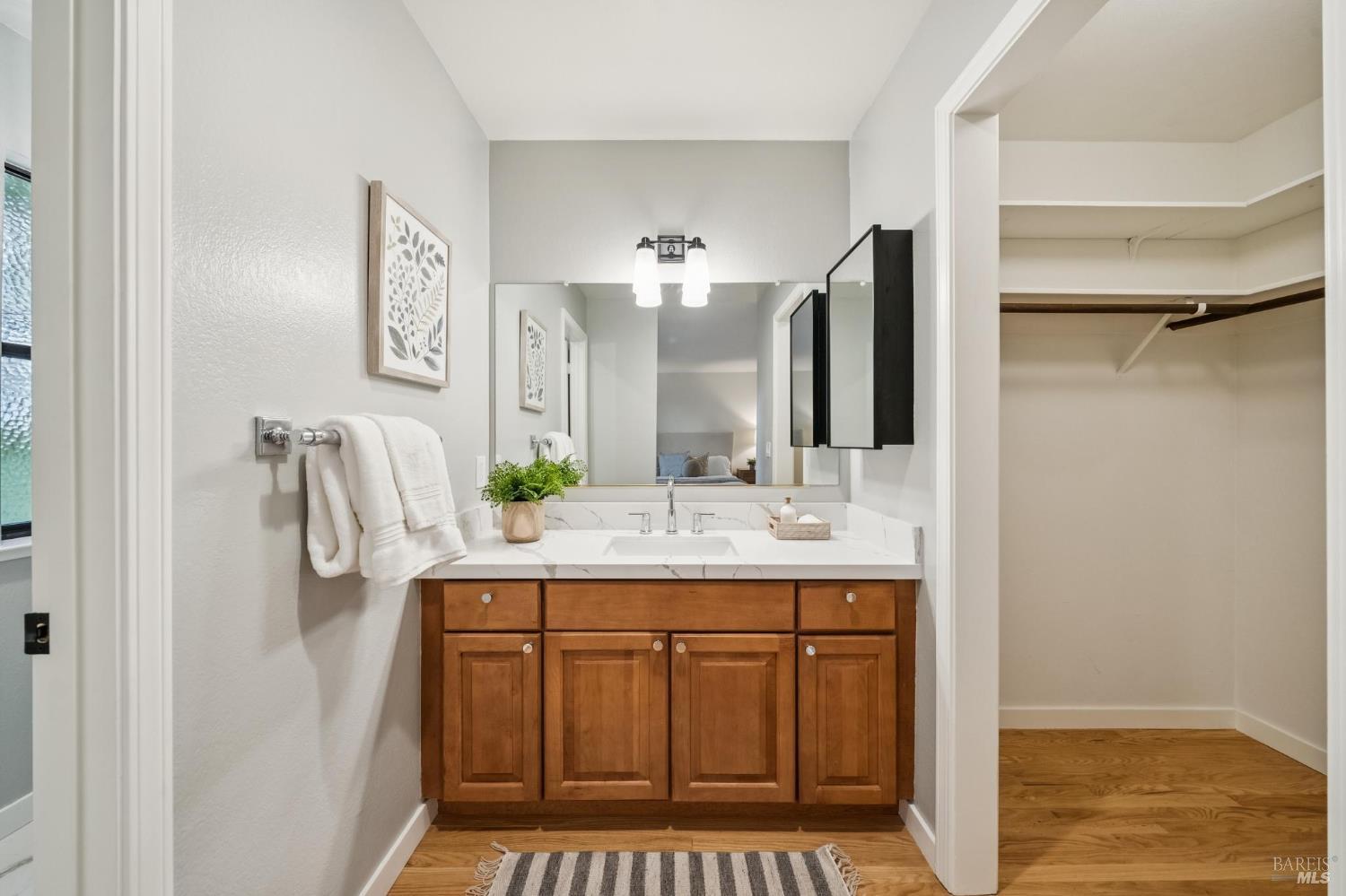 1104 Susan Way Novato CA 94947