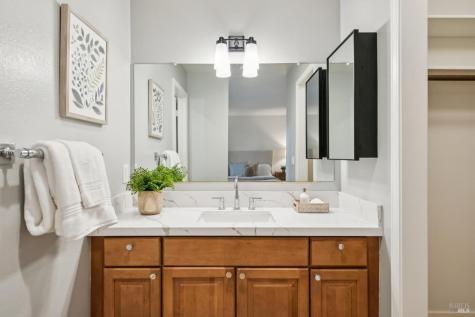 1104 Susan Way Novato CA 94947
