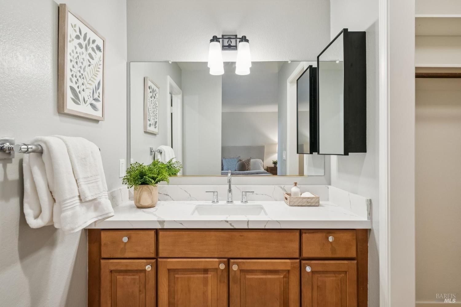 1104 Susan Way Novato CA 94947