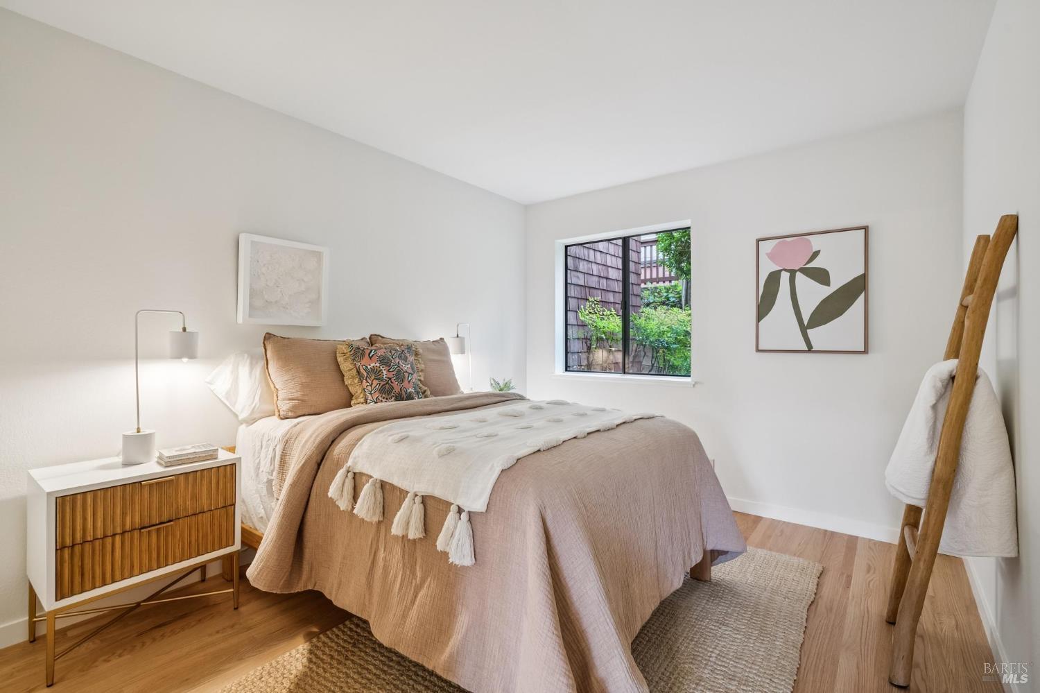 1104 Susan Way Novato CA 94947