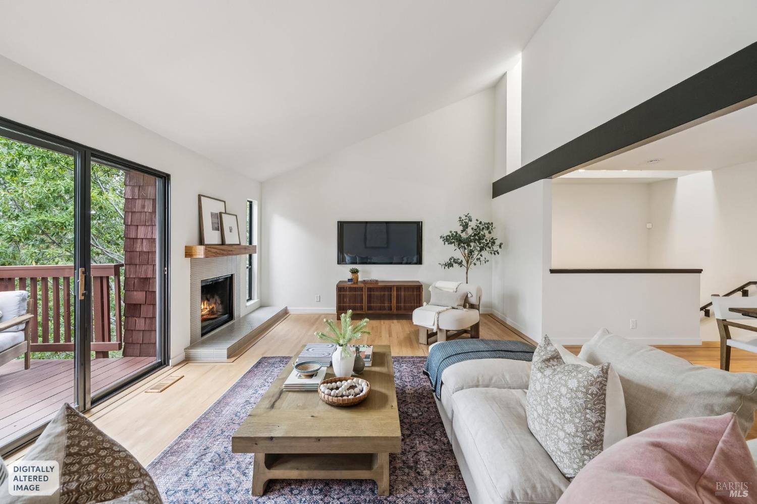 1104 Susan Way Novato CA 94947
