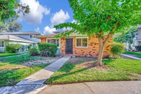 2424 Plata Court Santa Rosa CA 95403