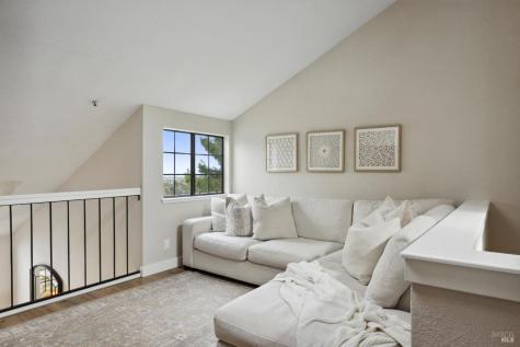 114 Redhawk Road Novato CA 94949