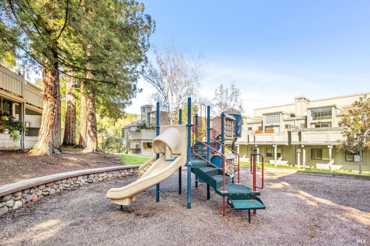 178 Pelican Lane Novato CA 94949