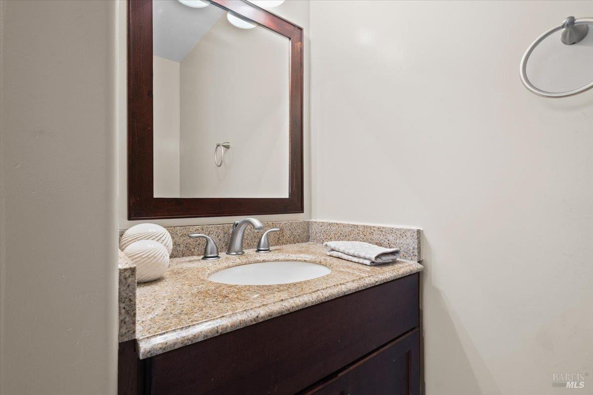 303 Algiers Court Santa Rosa CA 95409