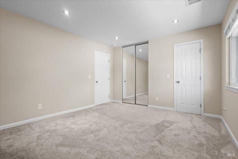 303 Algiers Court Santa Rosa CA 95409