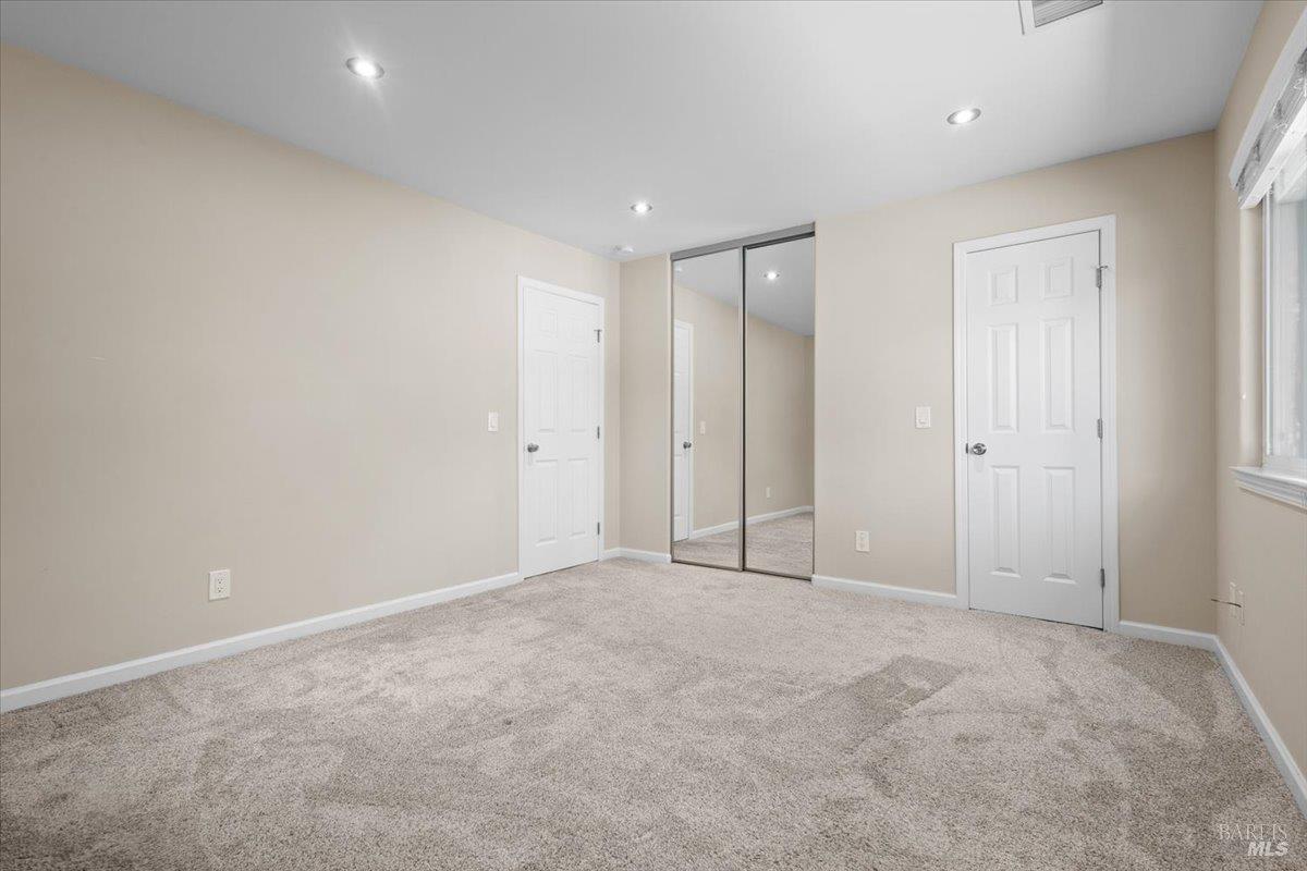 303 Algiers Court Santa Rosa CA 95409