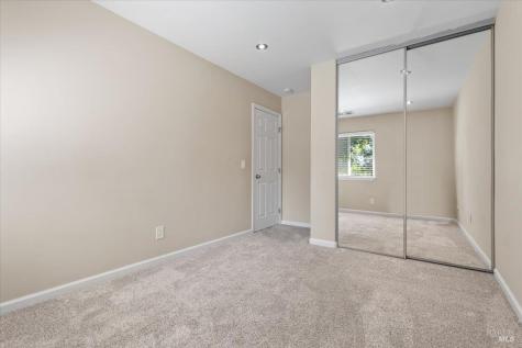 303 Algiers Court Santa Rosa CA 95409