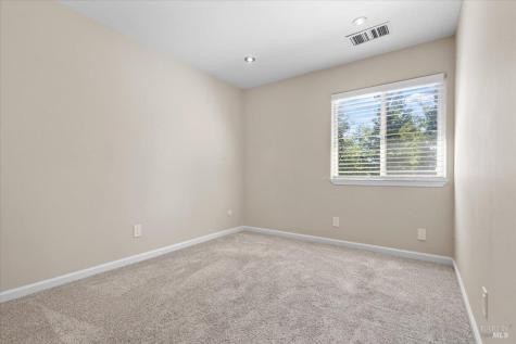 303 Algiers Court Santa Rosa CA 95409