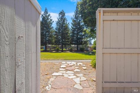 303 Algiers Court Santa Rosa CA 95409