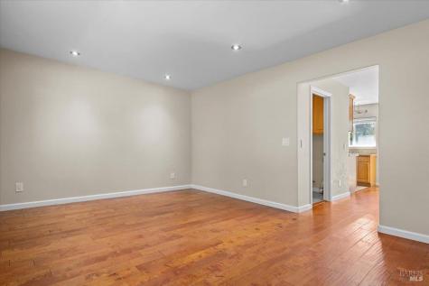 303 Algiers Court Santa Rosa CA 95409