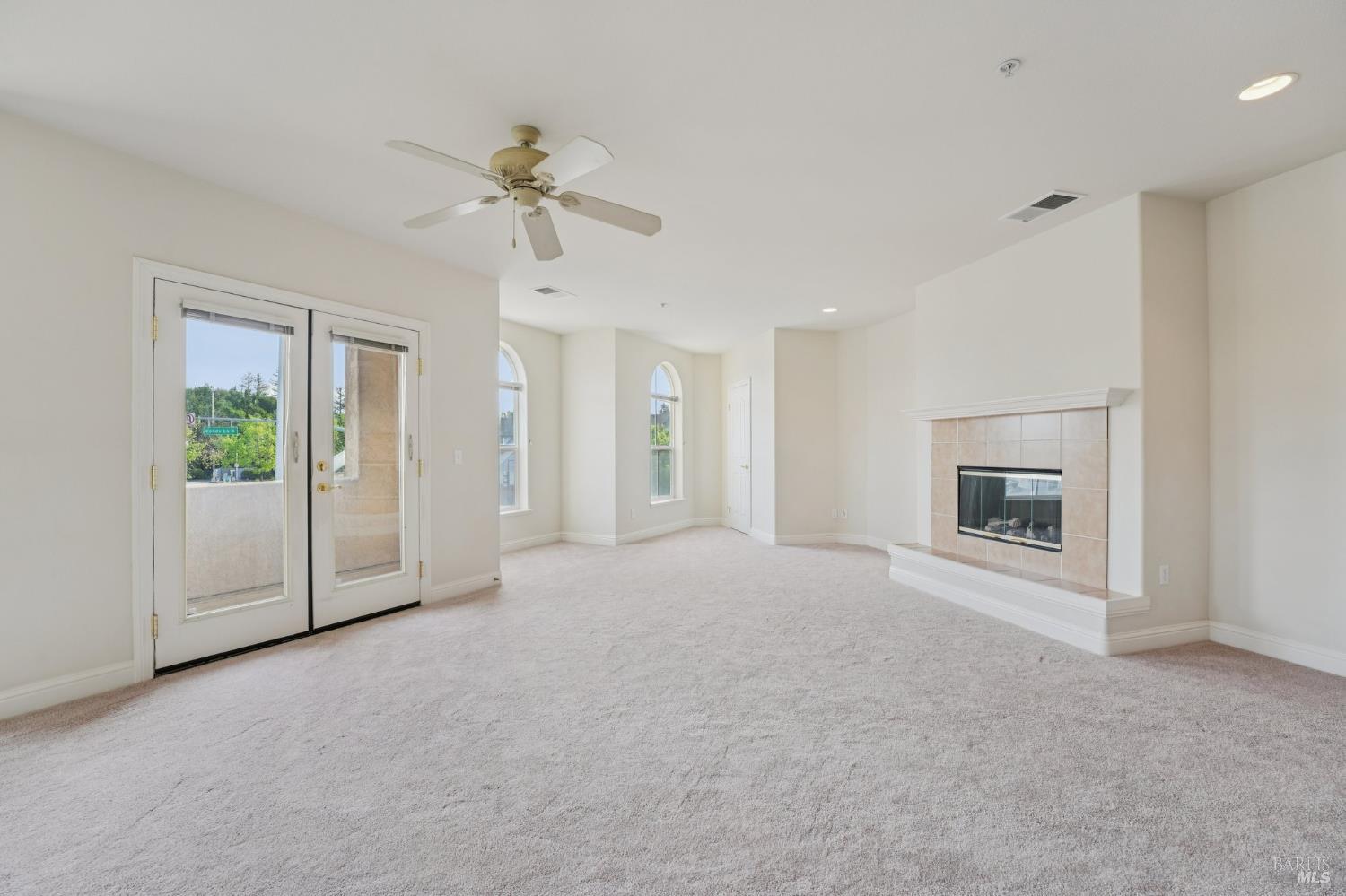43 Johnson Street Windsor CA 95492