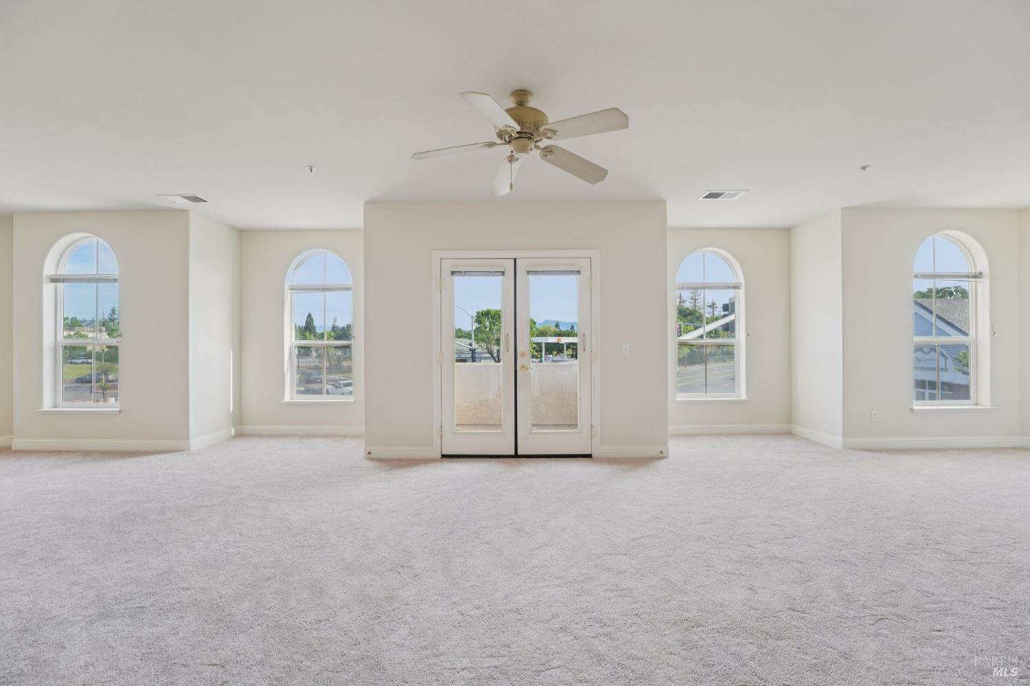 43 Johnson Street Windsor CA 95492