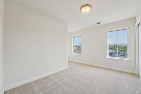 43 Johnson Street Windsor CA 95492