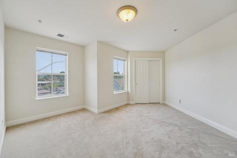 43 Johnson Street Windsor CA 95492