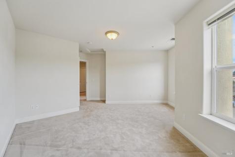 43 Johnson Street Windsor CA 95492