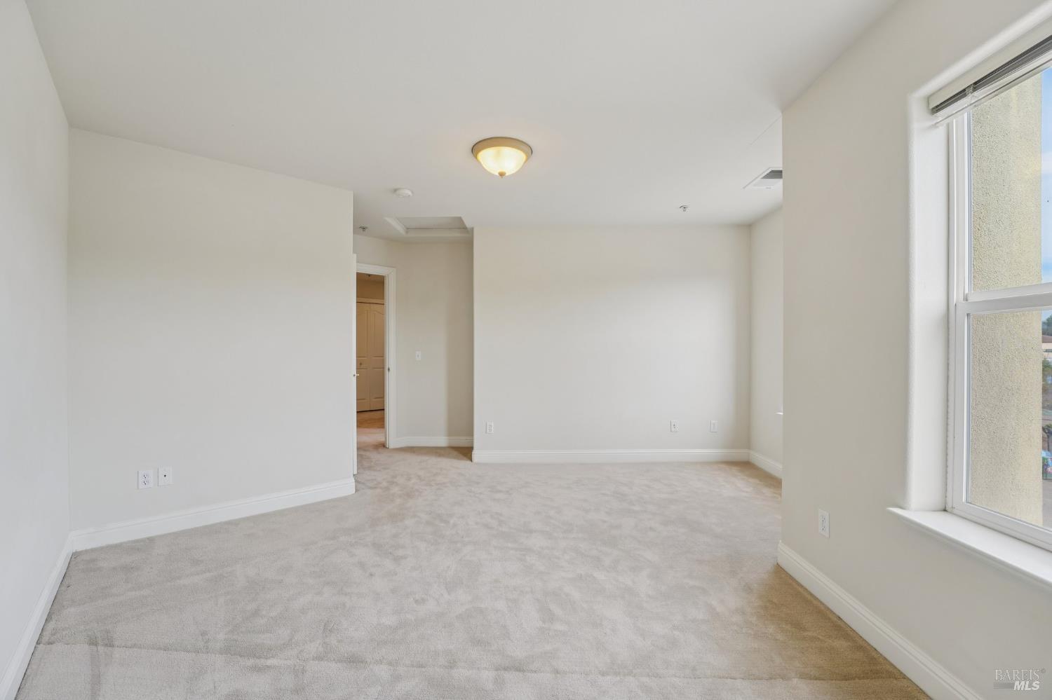 43 Johnson Street Windsor CA 95492