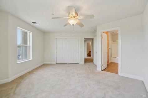 43 Johnson Street Windsor CA 95492