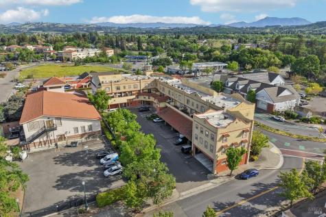 43 Johnson Street Windsor CA 95492