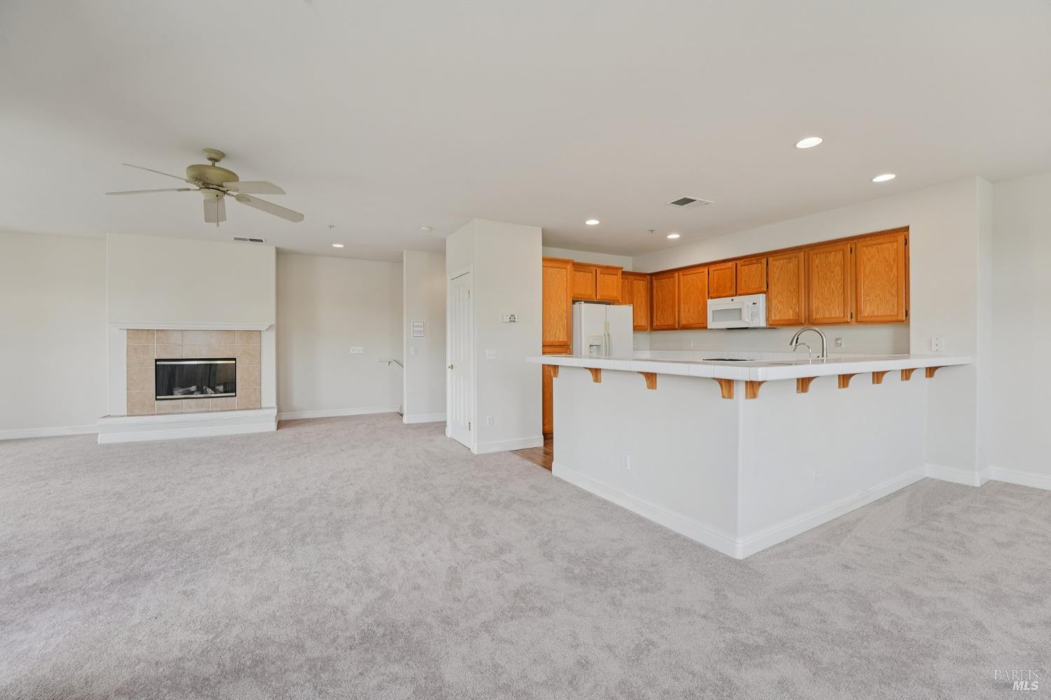 43 Johnson Street Windsor CA 95492