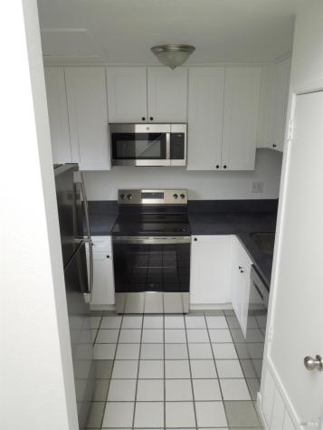 2802 Woodlake Drive Santa Rosa CA 95405