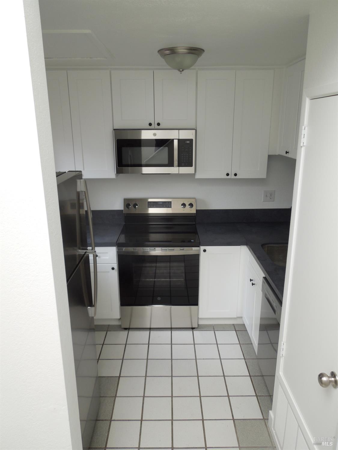 2802 Woodlake Drive Santa Rosa CA 95405