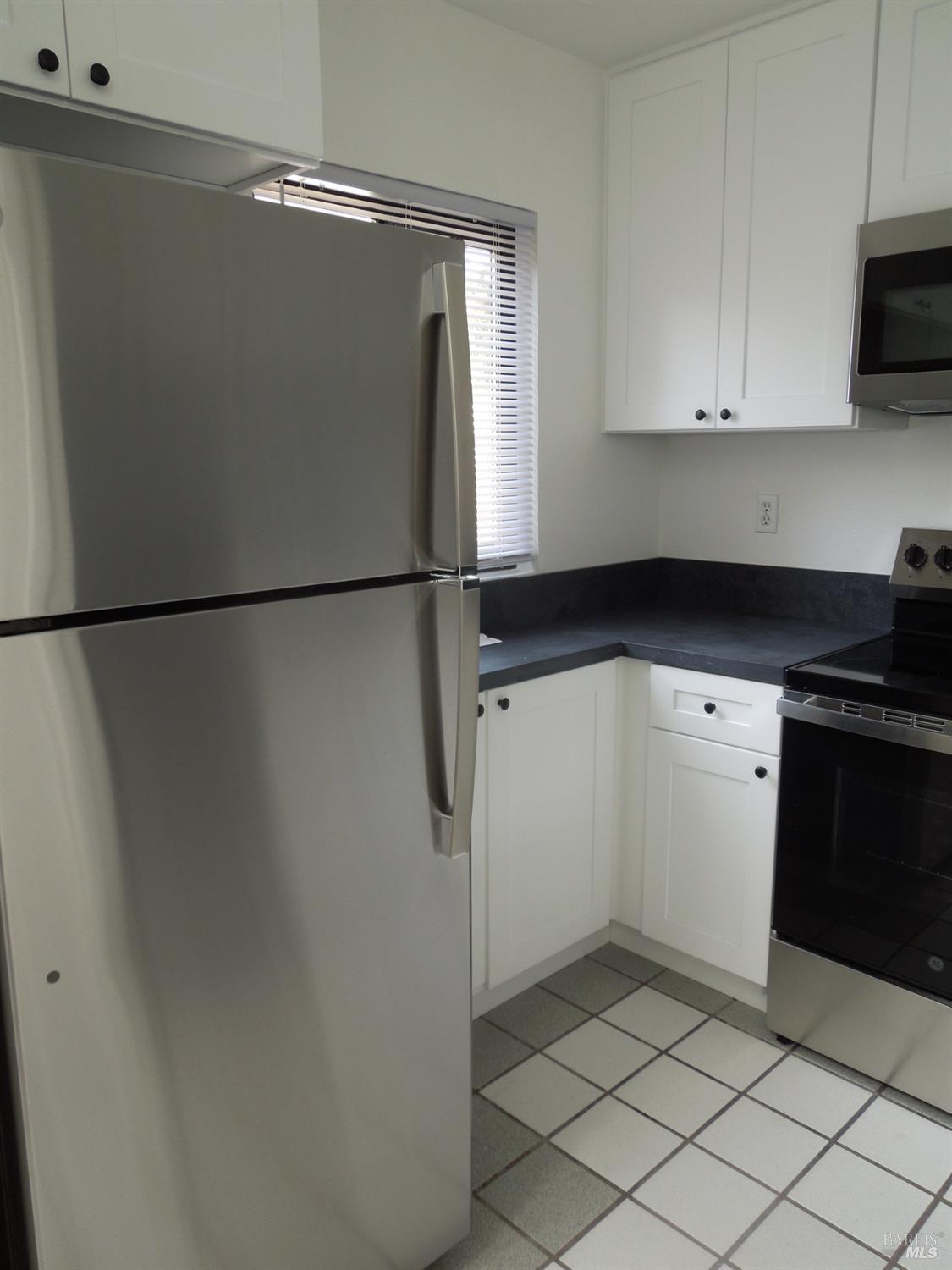 2802 Woodlake Drive Santa Rosa CA 95405