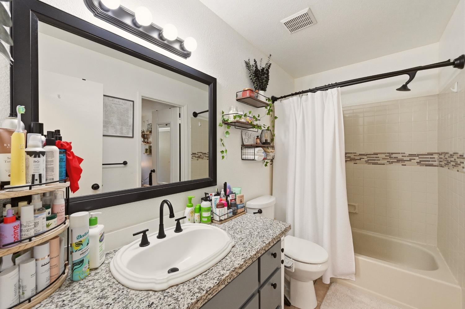 8260 Center Parkway Sacramento CA 95823
