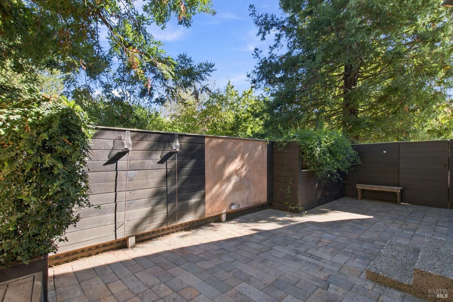 1500 Voorhees Circle St. Helena CA 94574