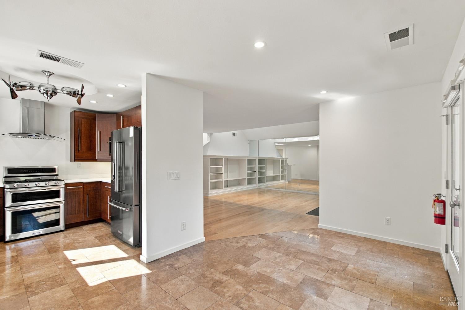 1500 Voorhees Circle St. Helena CA 94574