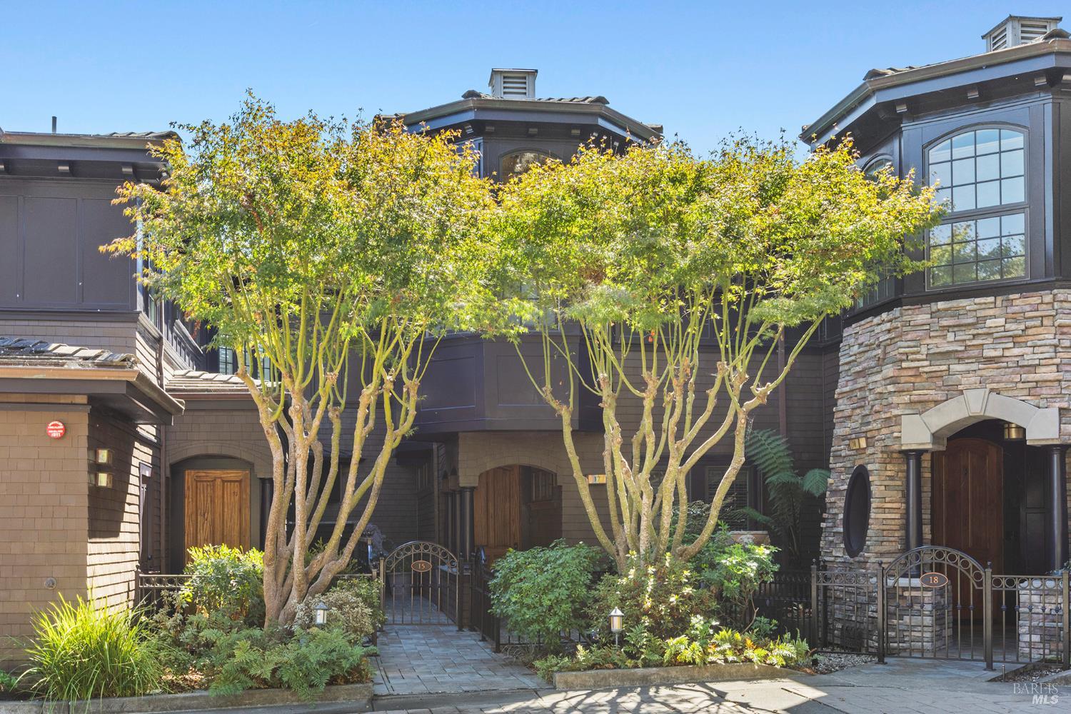 17 De Silva Island Drive Mill Valley CA 94941