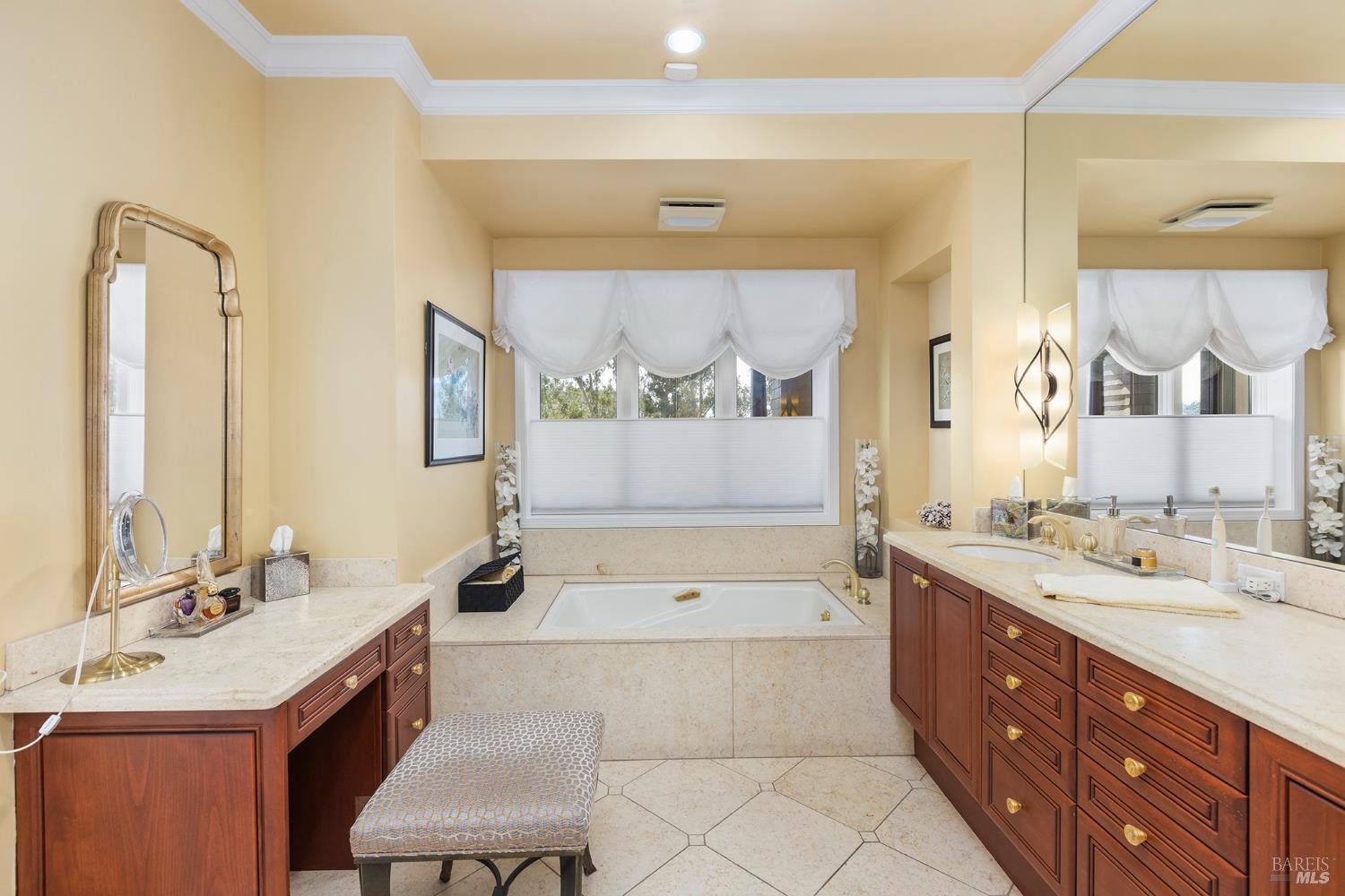 17 De Silva Island Drive Mill Valley CA 94941