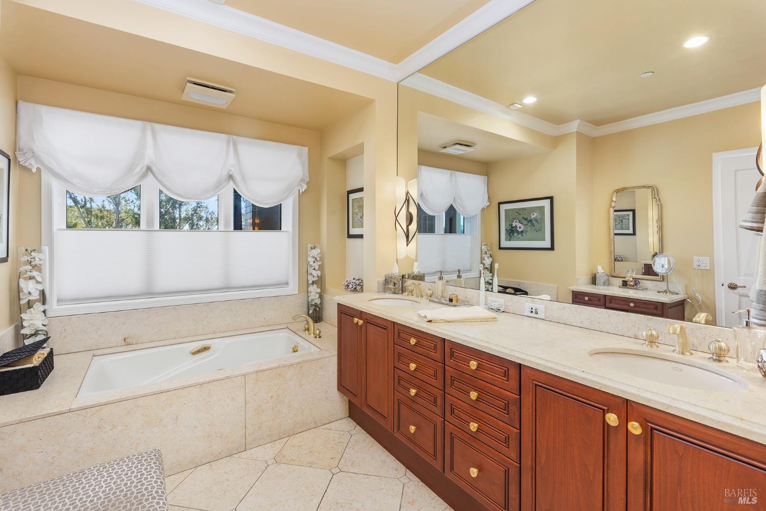 17 De Silva Island Drive Mill Valley CA 94941