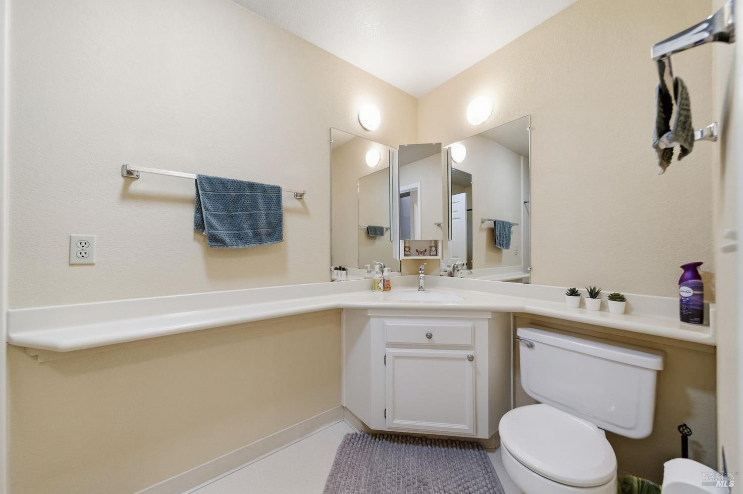 108 Nantucket Cove San Rafael CA 94901