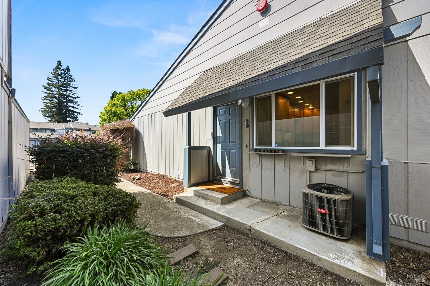 6 Conifer Square Rohnert Park CA 94928