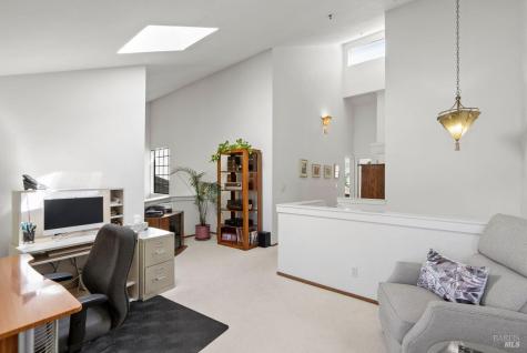 186 Red Hawk Road Novato CA 94949