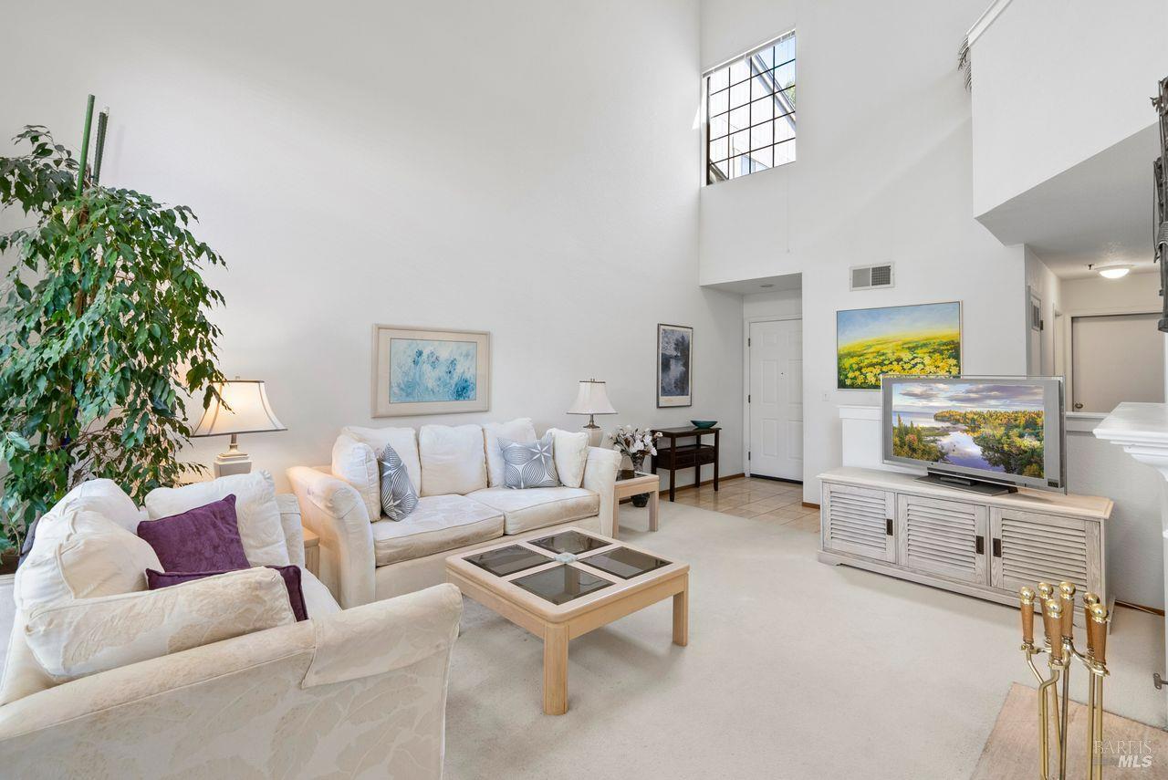 186 Red Hawk Road Novato CA 94949
