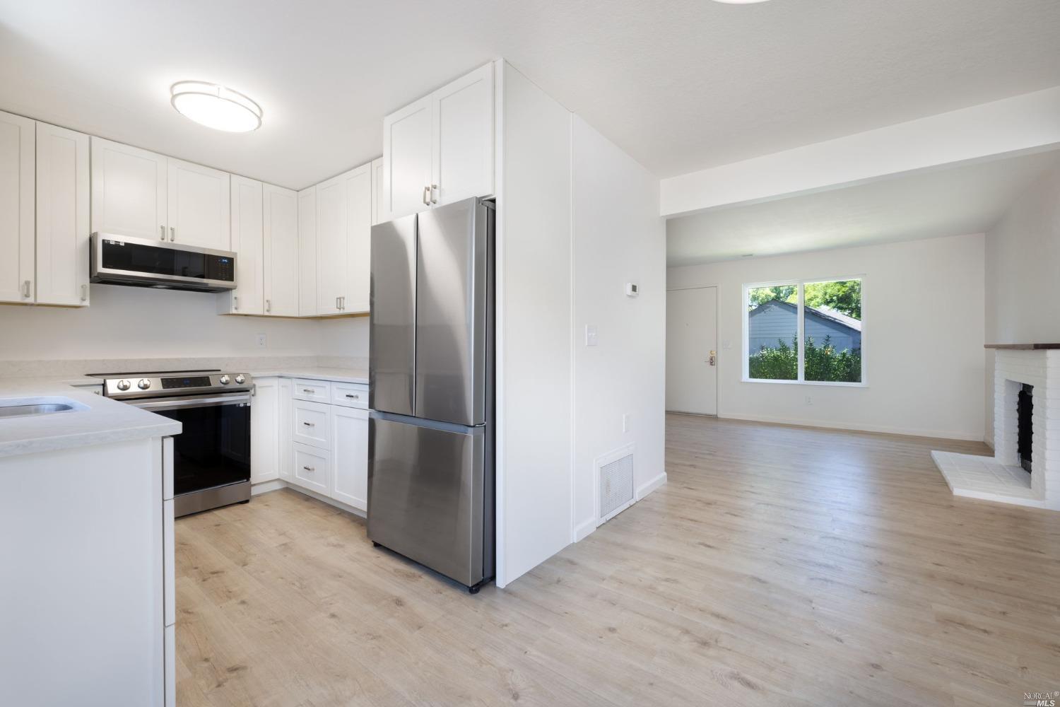 385 Wall Place Santa Rosa CA 95401