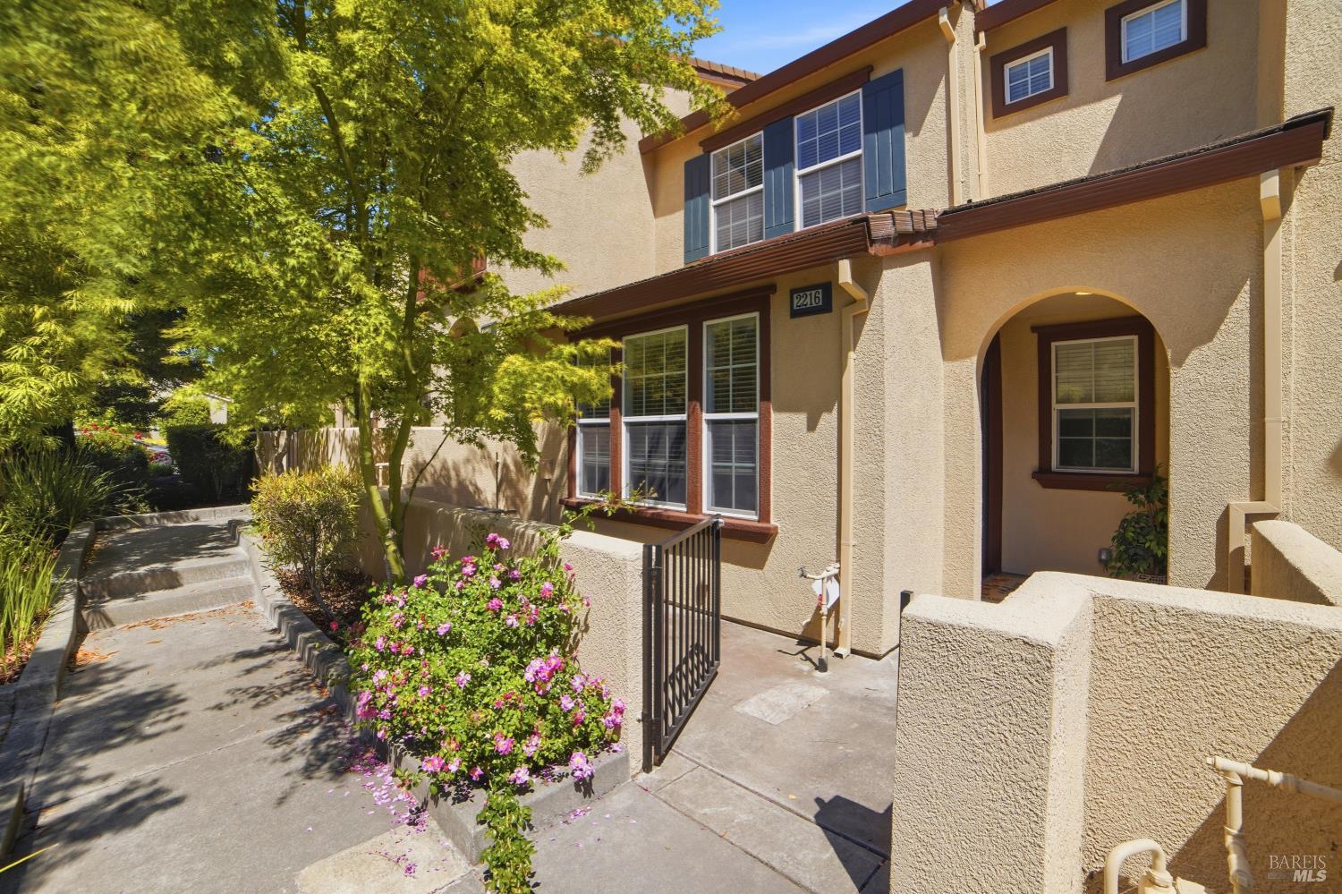 2216 Bell Flower Lane Santa Rosa CA 95404