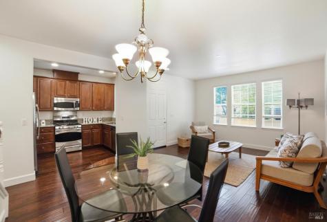 2216 Bell Flower Lane Santa Rosa CA 95404