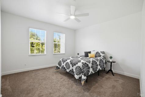 2216 Bell Flower Lane Santa Rosa CA 95404