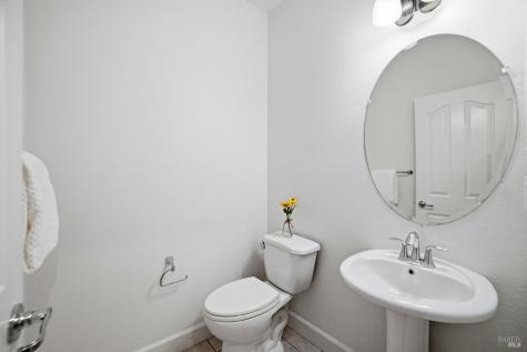 2216 Bell Flower Lane Santa Rosa CA 95404