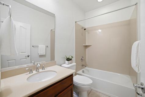 2216 Bell Flower Lane Santa Rosa CA 95404