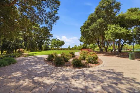 2216 Bell Flower Lane Santa Rosa CA 95404