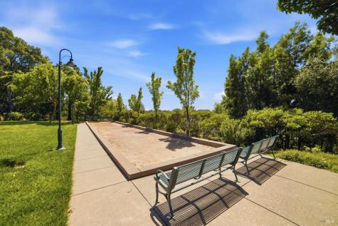2216 Bell Flower Lane Santa Rosa CA 95404